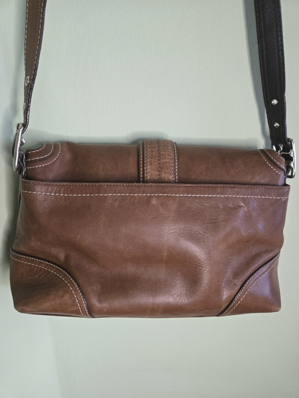 Coach Vintage Hampton Smooth Leather Crossbody Bag F11196 - Picture 4 of 15